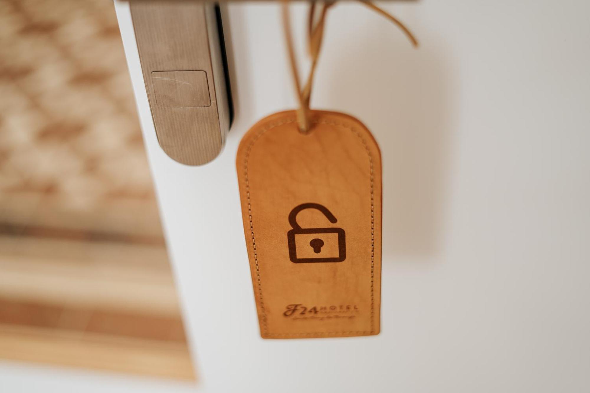 Emblematico F24-Only Adults B&B サンタクルスデテネリフェ 部屋 写真